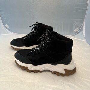 Ardene Black Winter Boots with White and Brown Accents